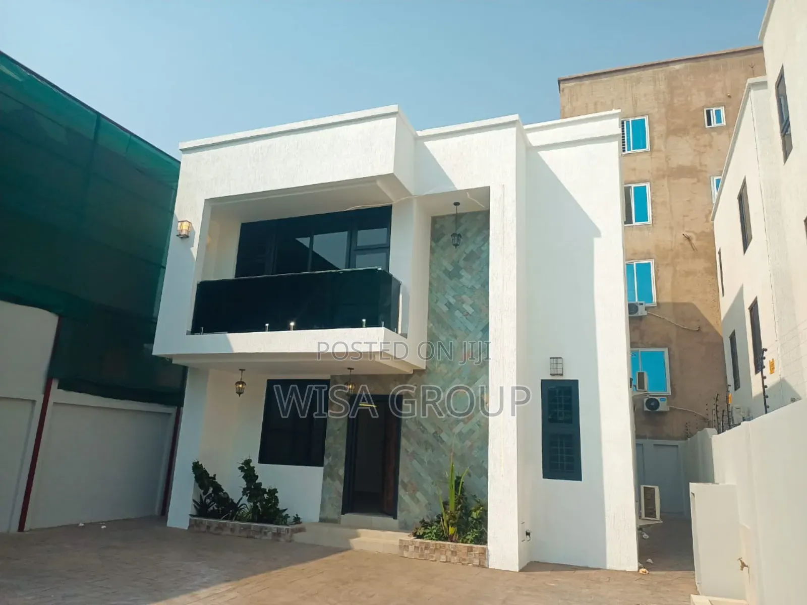 5bdrm Duplex in Wisa Group, Accra Metropolitan for sale in Accra Metropolitan