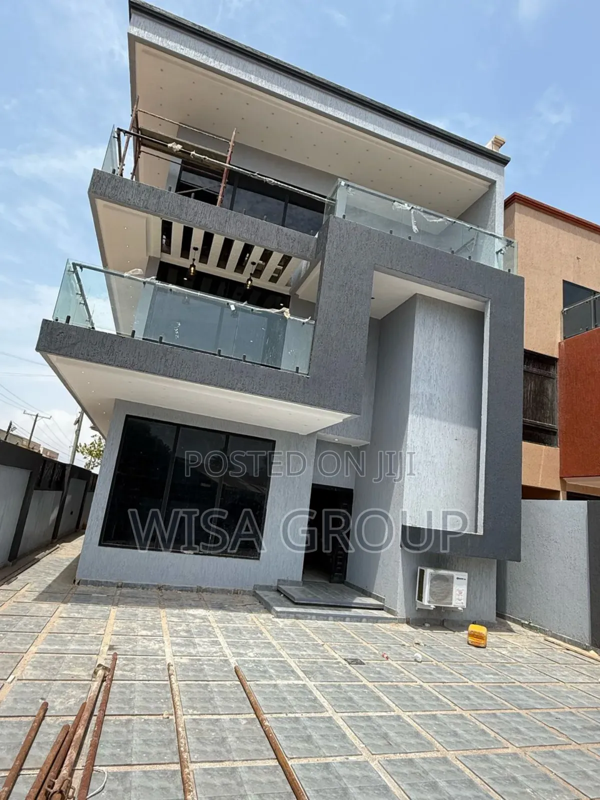 5bdrm Duplex in Wisa Group, Accra Metropolitan for sale in Accra Metropolitan