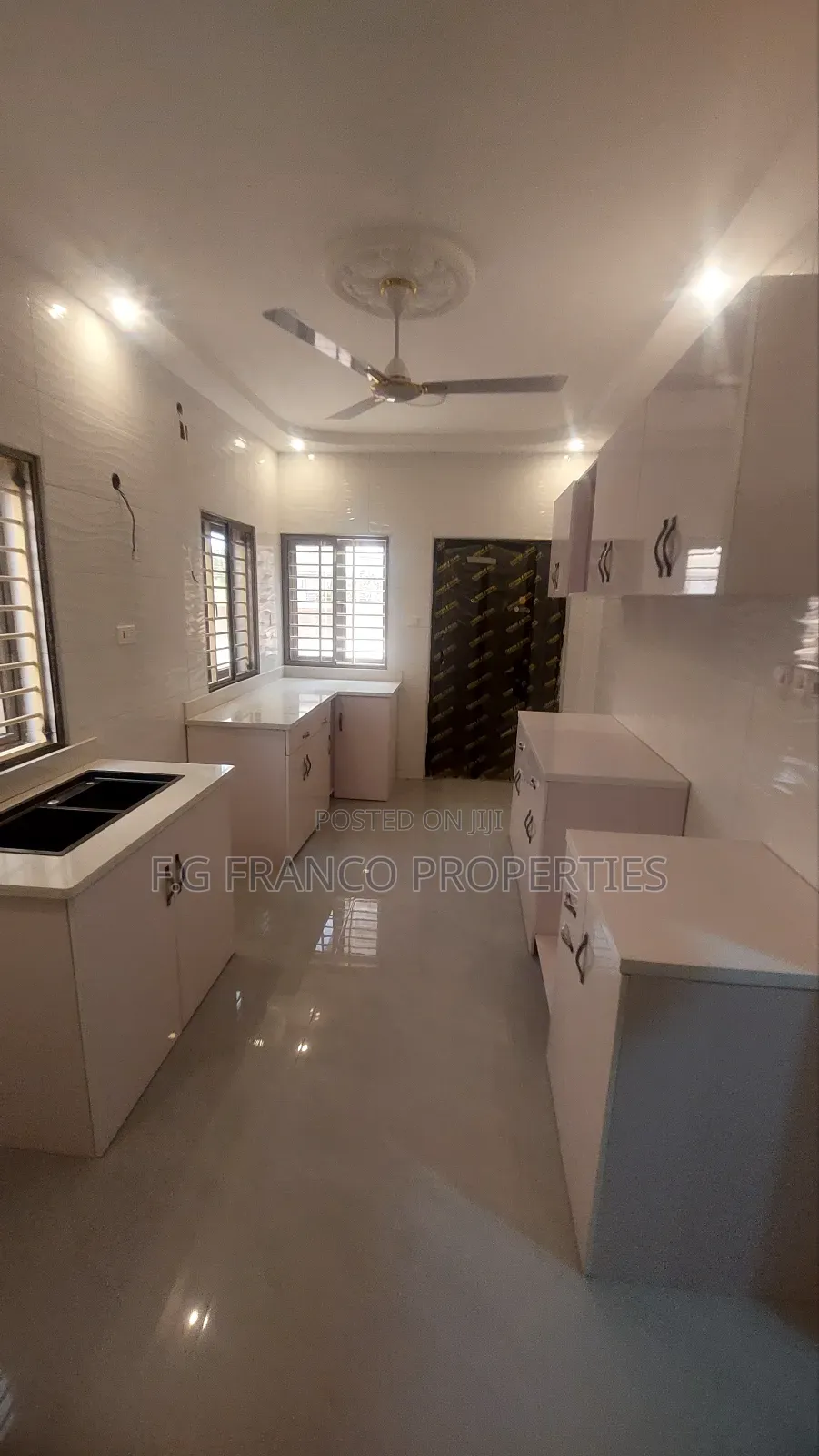 4bdrm House in Kg.Franco Properties, Spintex for rent in Spintex