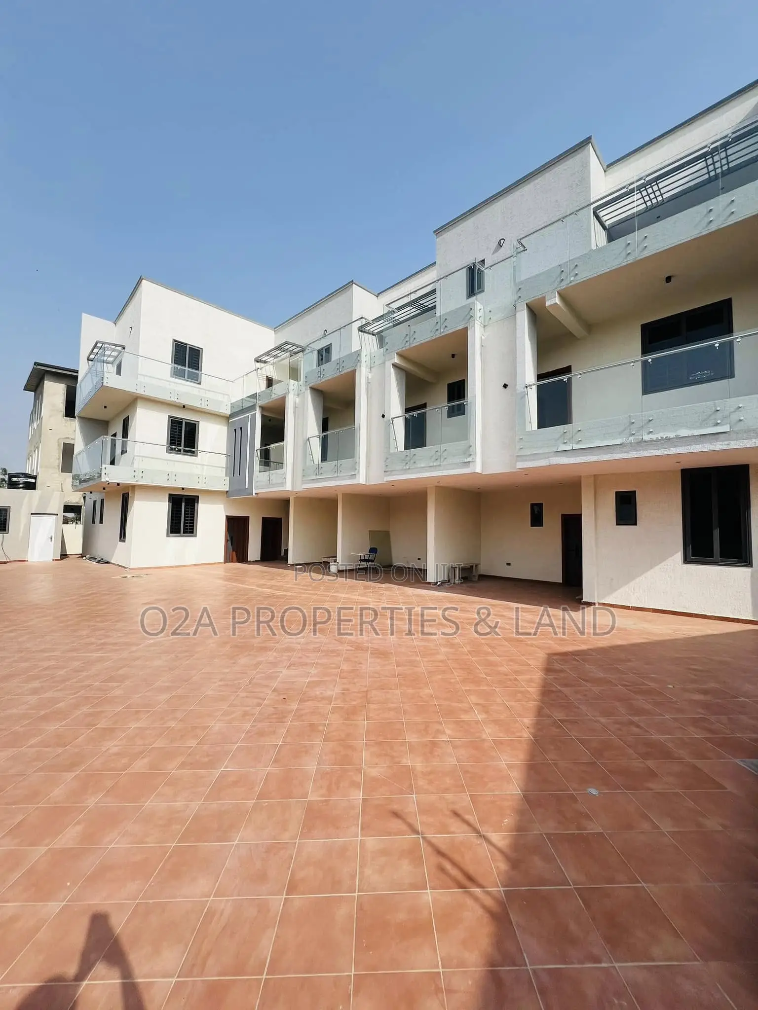 2bdrm Apartment in Adjiringanor, Otano for rent in Otano