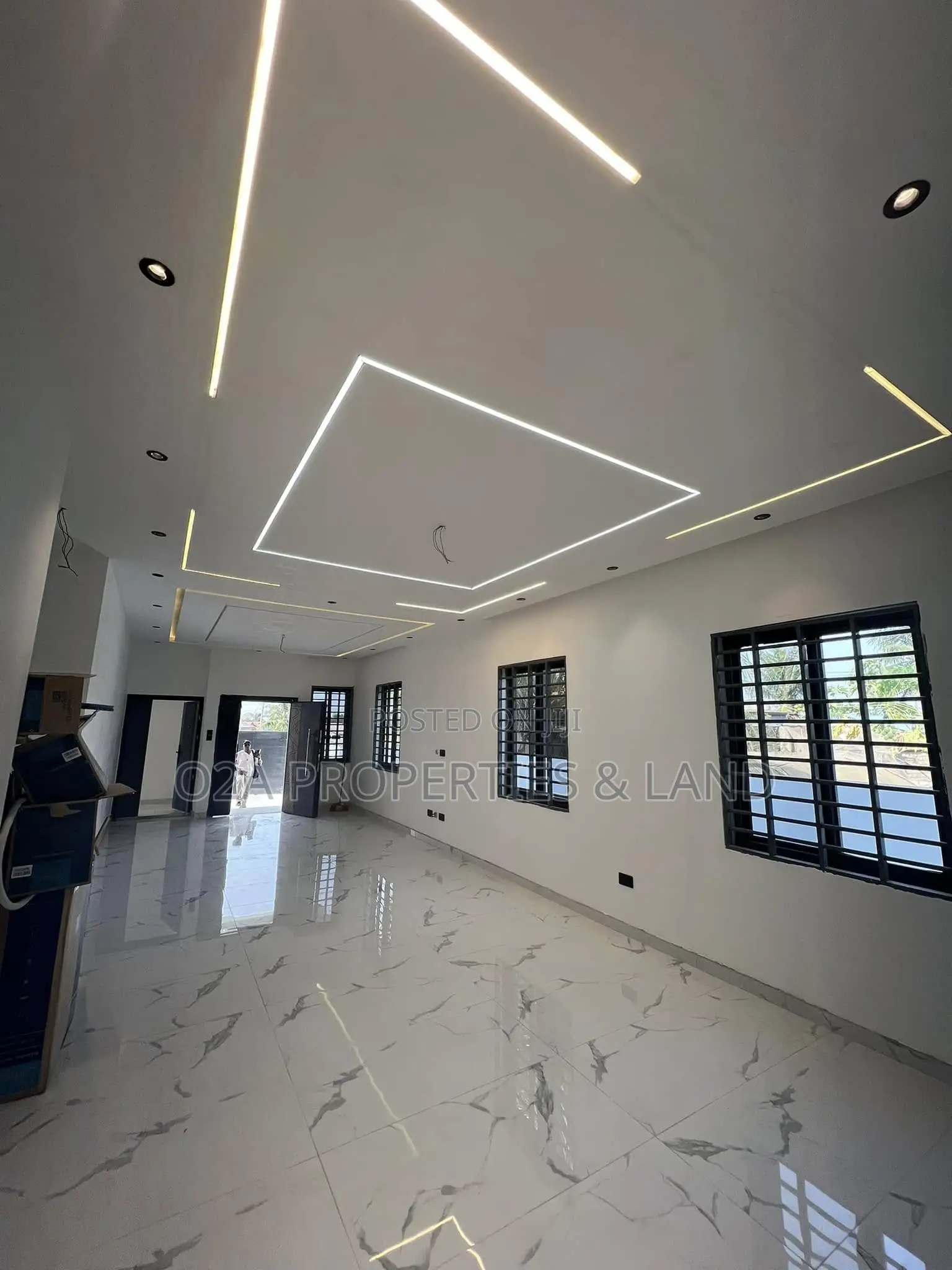 3bdrm House in Ashaley Botwe, for sale in Lake Side Estate