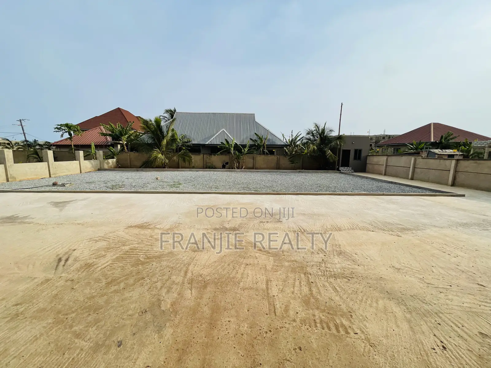3bdrm Apartment in Weija for rent in Weija
