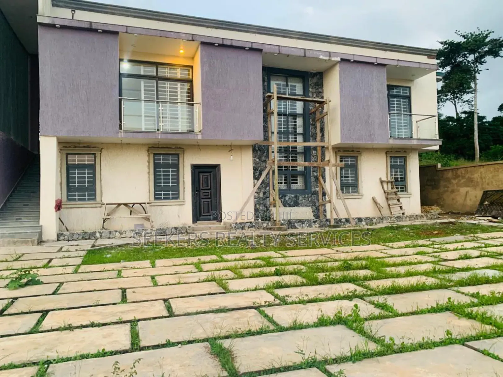4bdrm House in Seekers Realty, Aburi for sale in Aburi