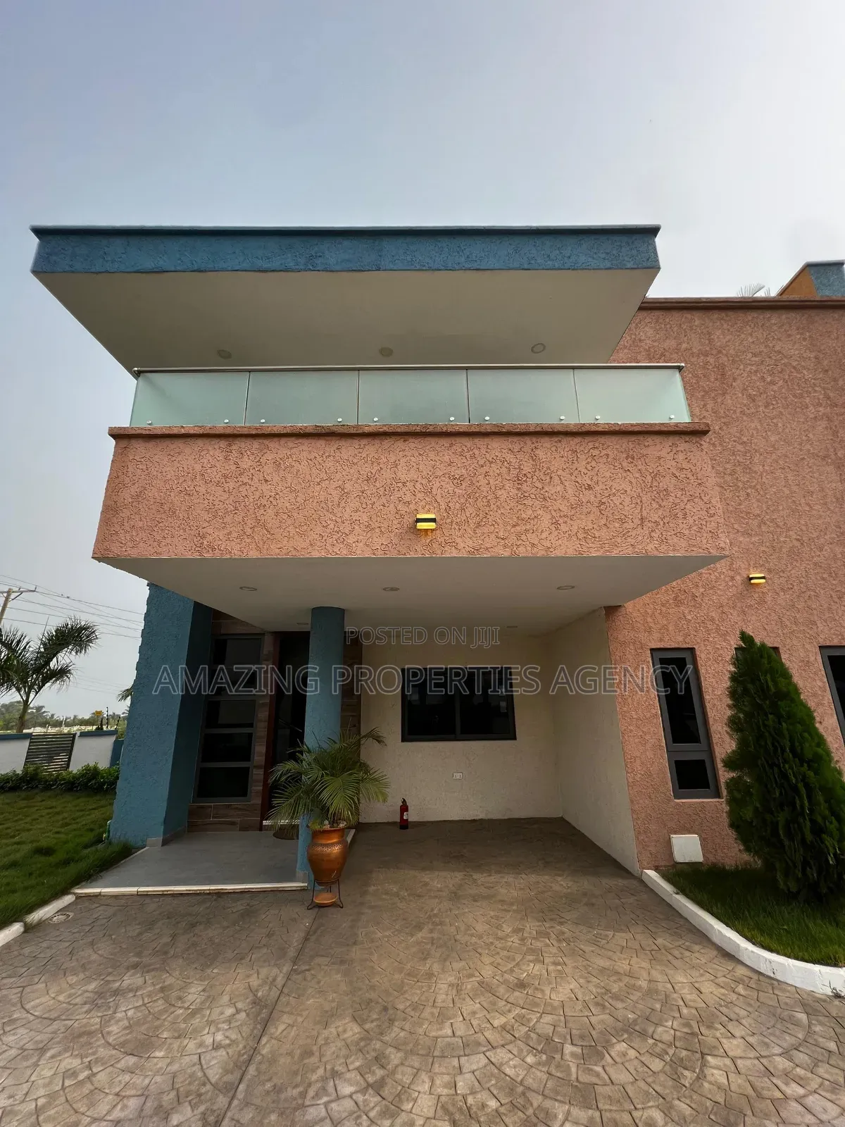 5bdrm House in Labone for sale in Labone