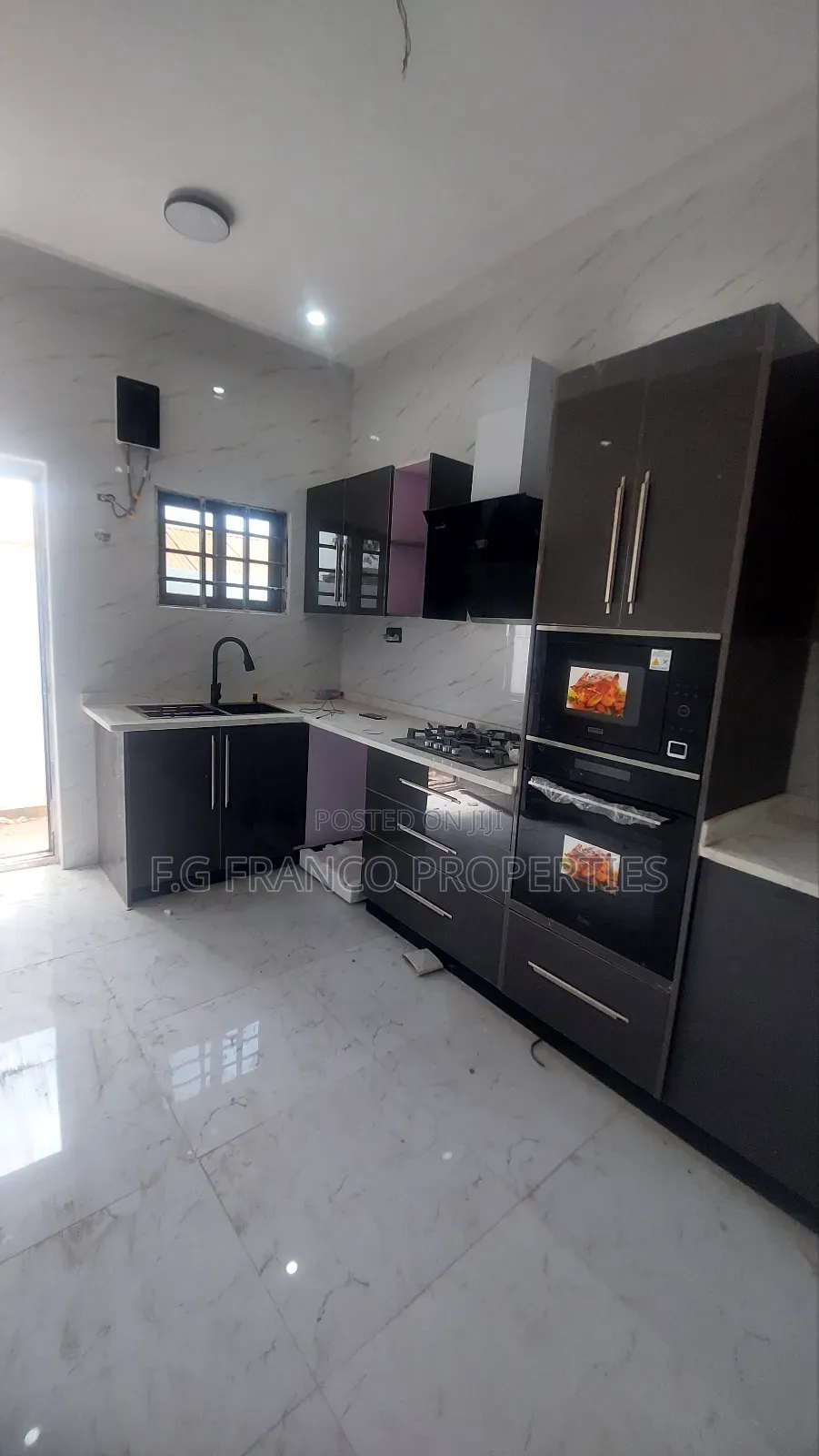 3bdrm House in Kg. Franco, Spintex for sale in Spintex