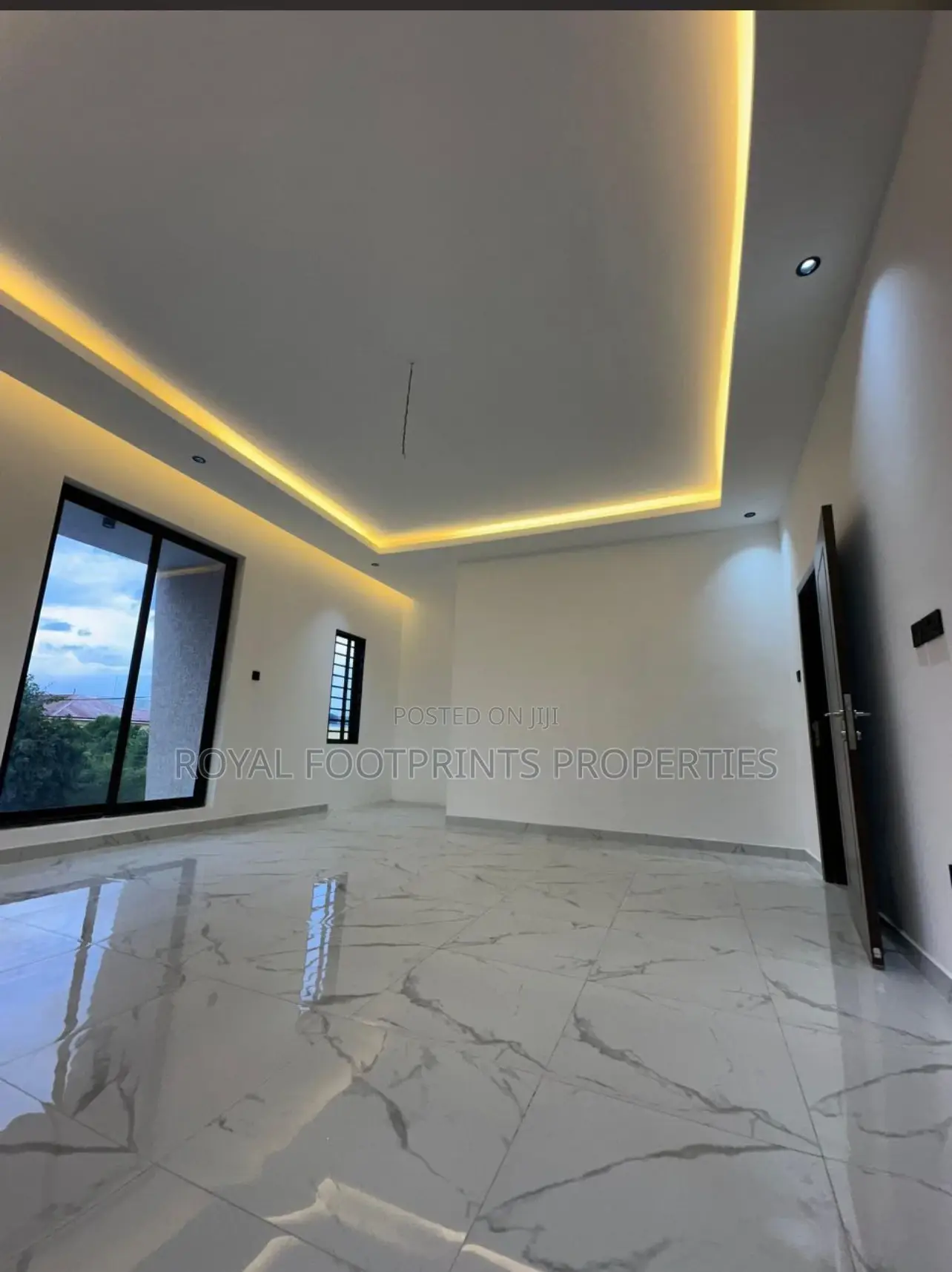 3bdrm House in Luxelooks Properties, East Legon for sale in East Legon