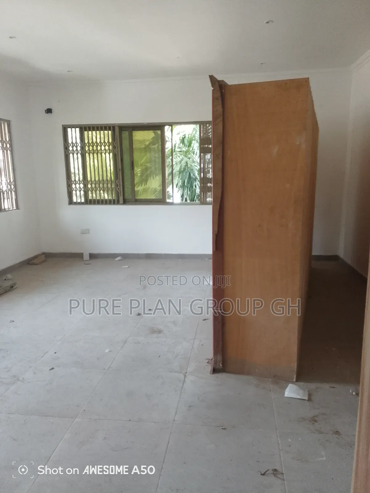 5bdrm Townhouse / Terrace in Dzorwulu for rent in Dzorwulu