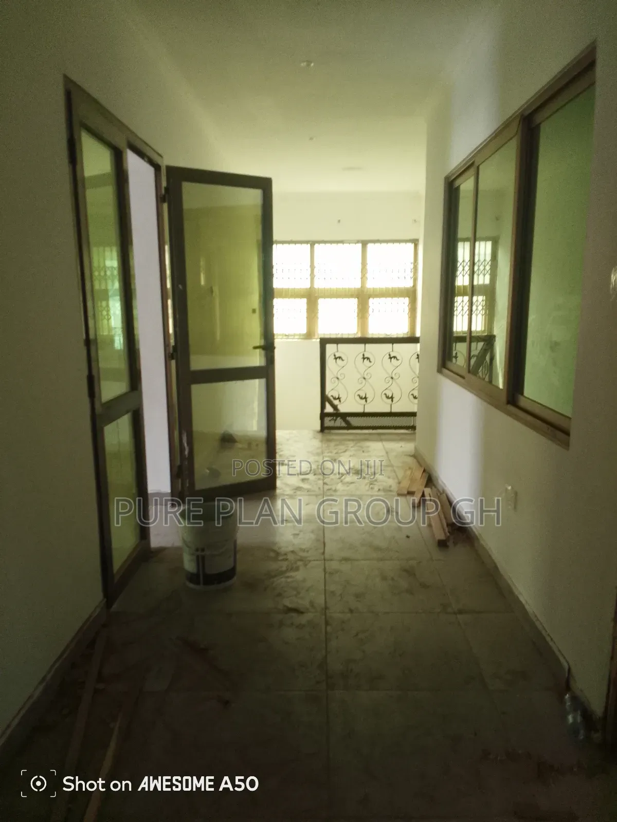 5bdrm Townhouse / Terrace in Dzorwulu for rent in Dzorwulu