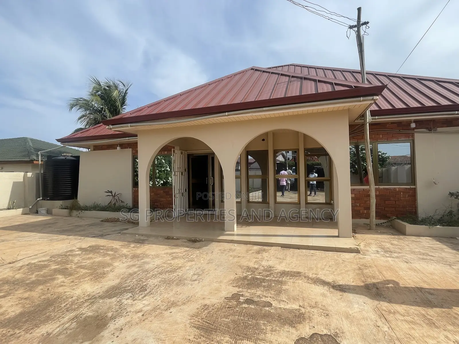 3bdrm House in Coastal, Spintex for rent in Spintex