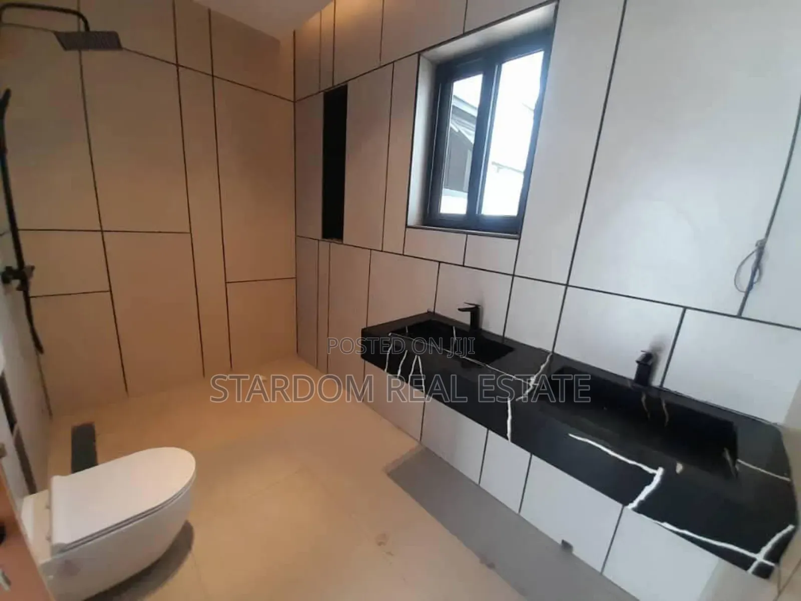 3bdrm Duplex in Malejor, Adenta for sale in Adenta