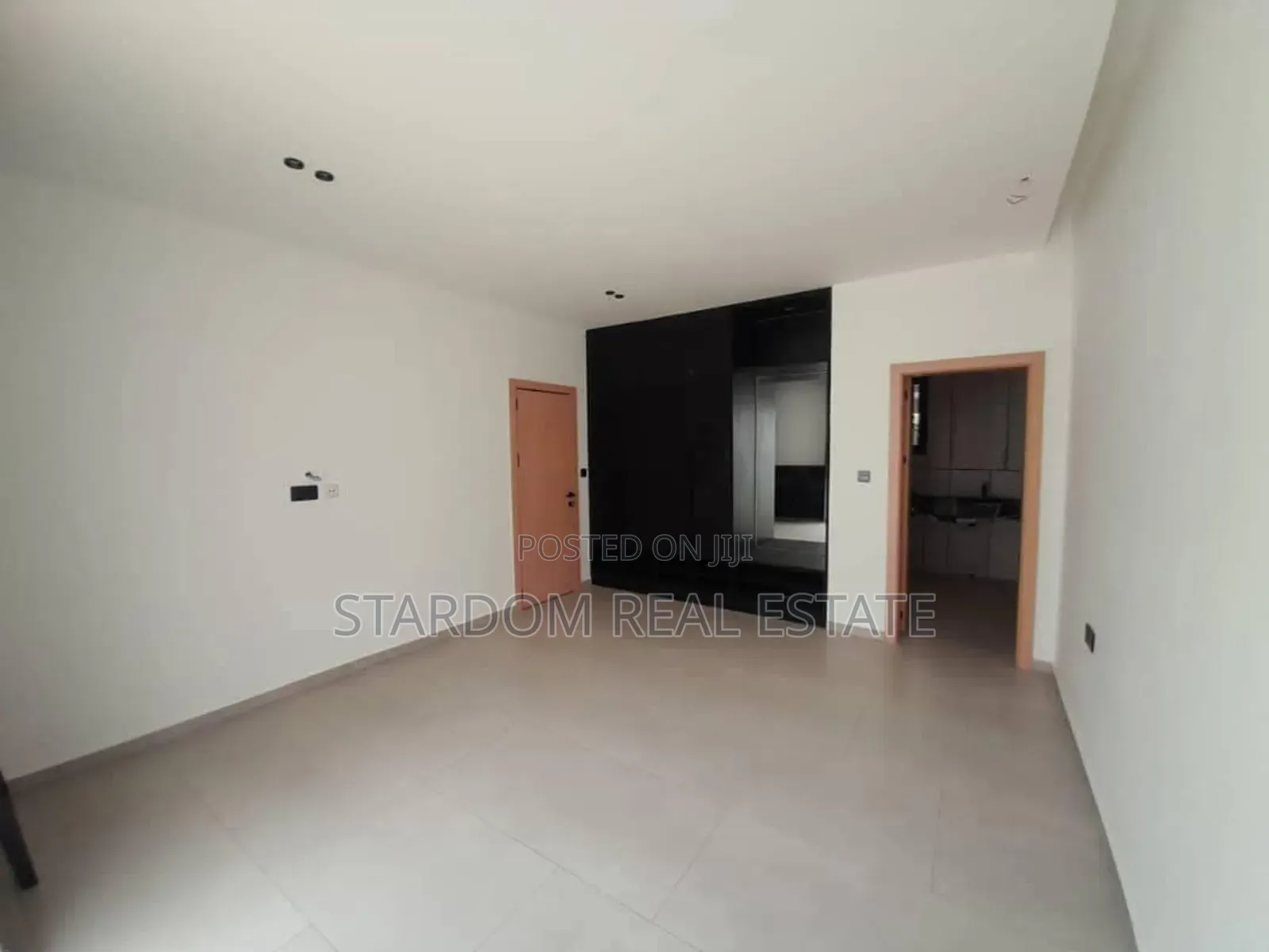 3bdrm Duplex in Malejor, Adenta for sale in Adenta