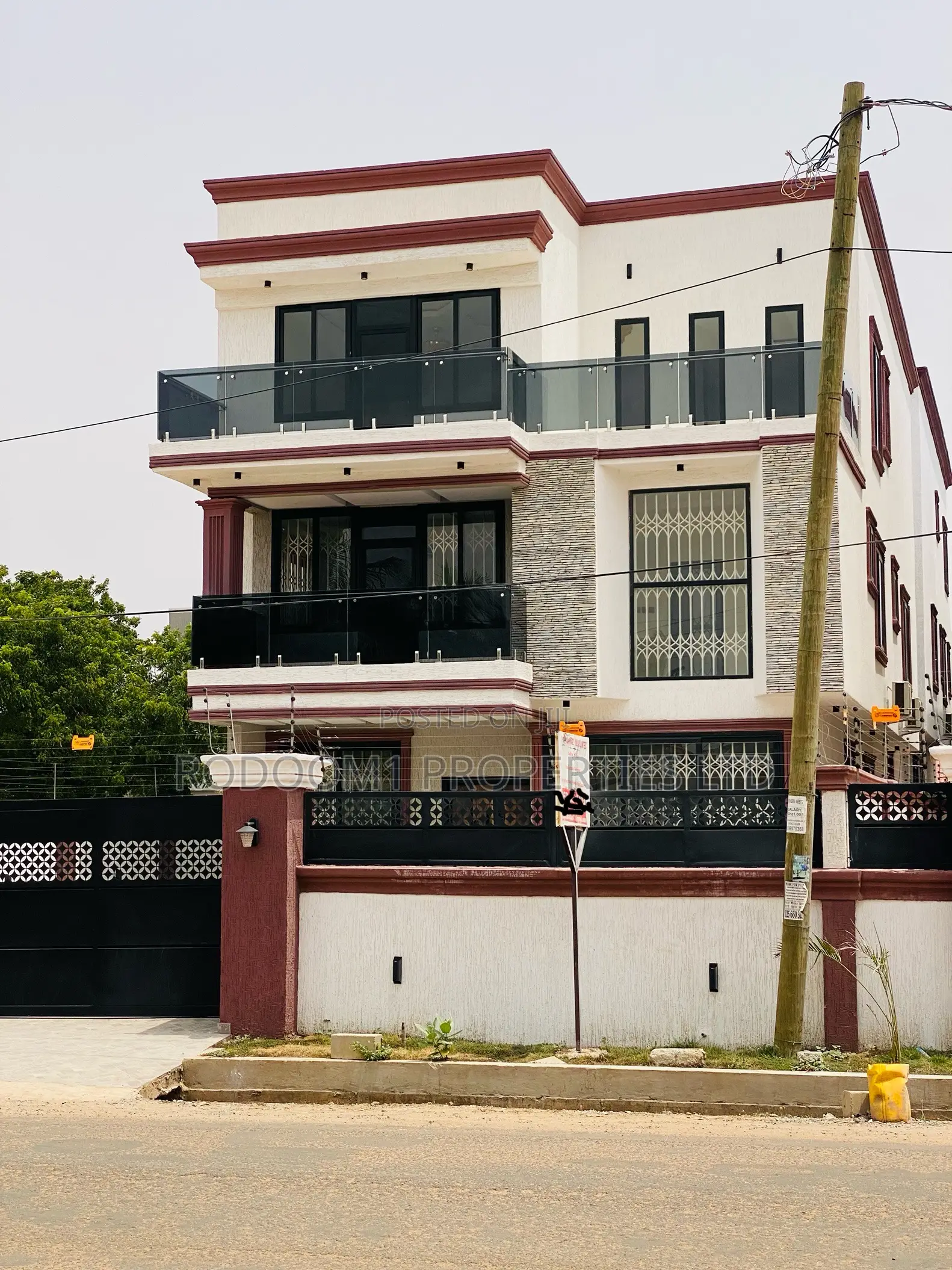 7bdrm House in East Legon Ogbojo for sale in East Legon