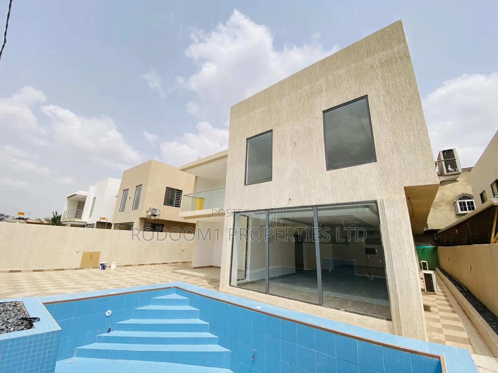 4bdrm House in East Legon Ogbojo for sale in East Legon