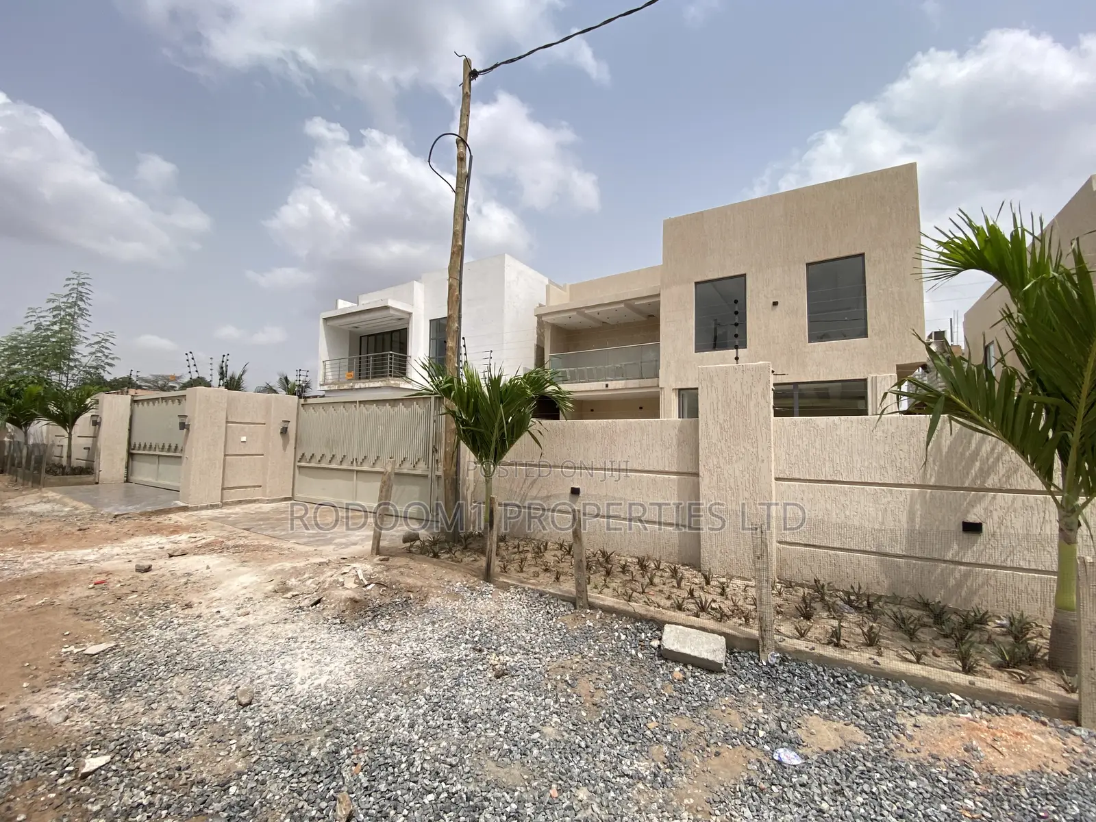 4bdrm House in East Legon Ogbojo for sale in East Legon