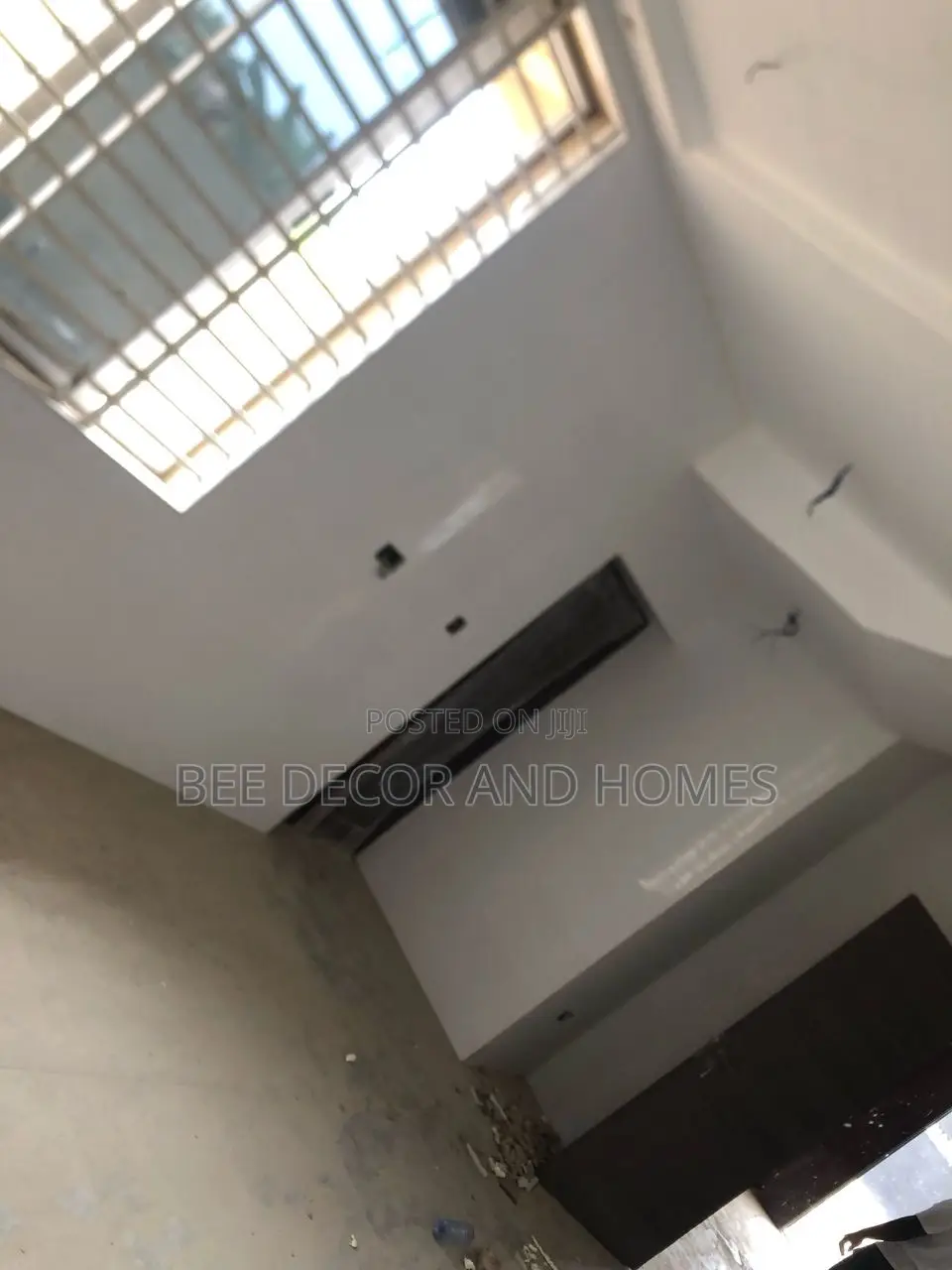 3bdrm House in Bee Decor & Homes, Old Ashomang for sale in Old Ashomang