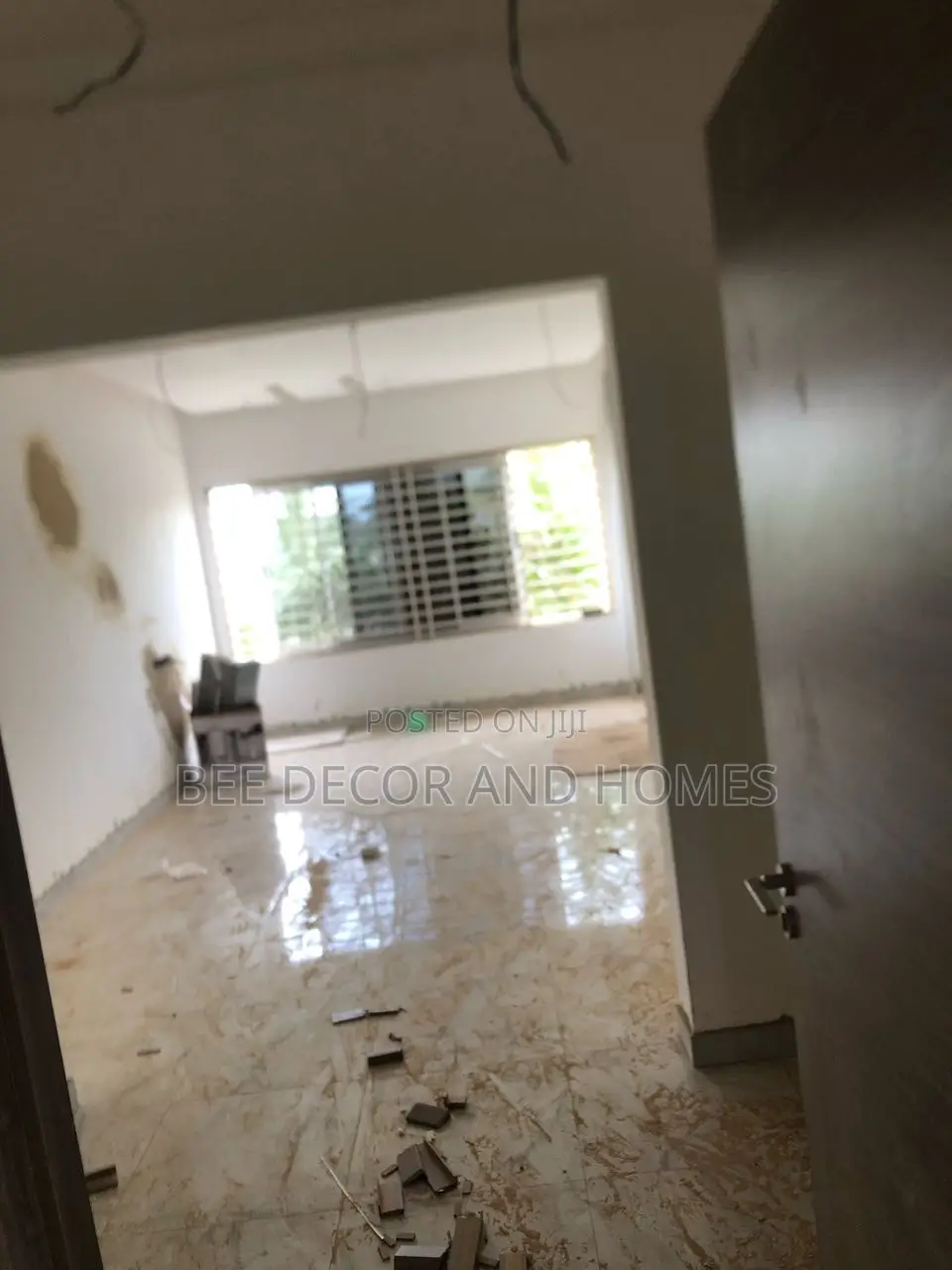 3bdrm House in Bee Decor & Homes, Old Ashomang for sale in Old Ashomang
