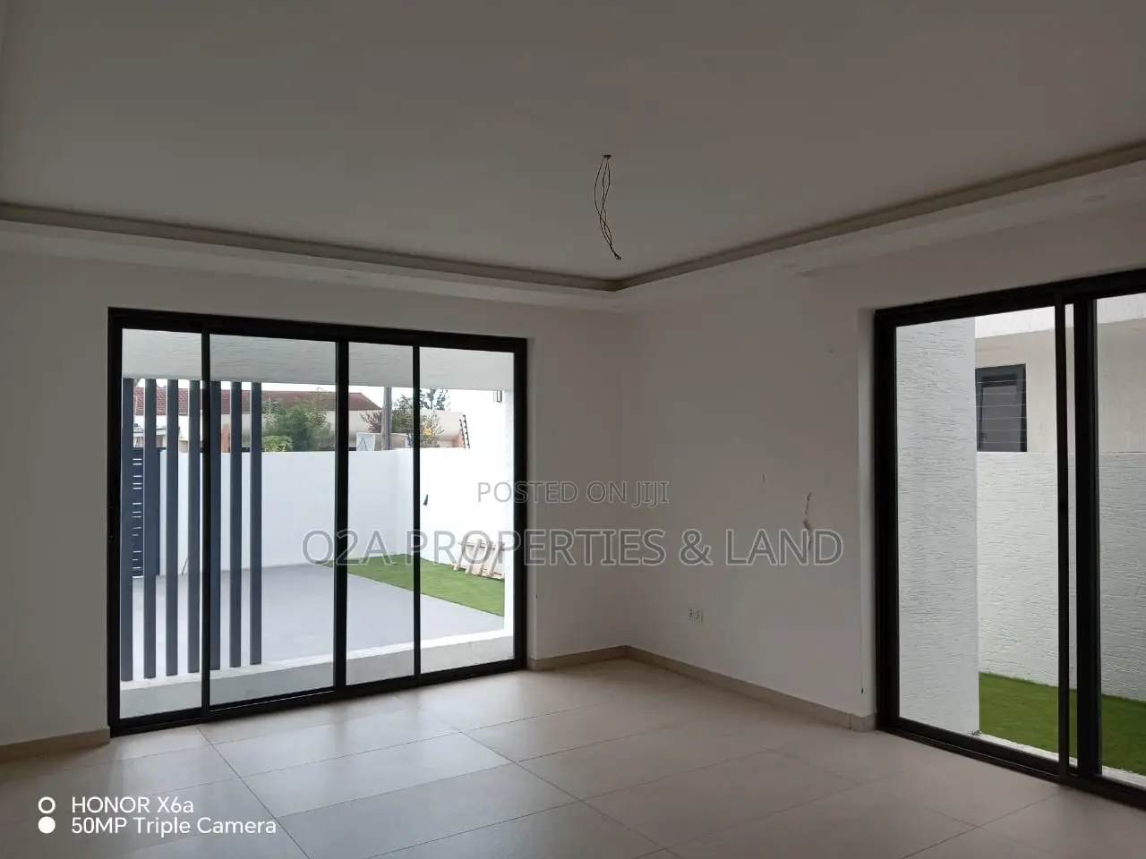 4bdrm House in Community 16, Sakumono for sale in Sakumono