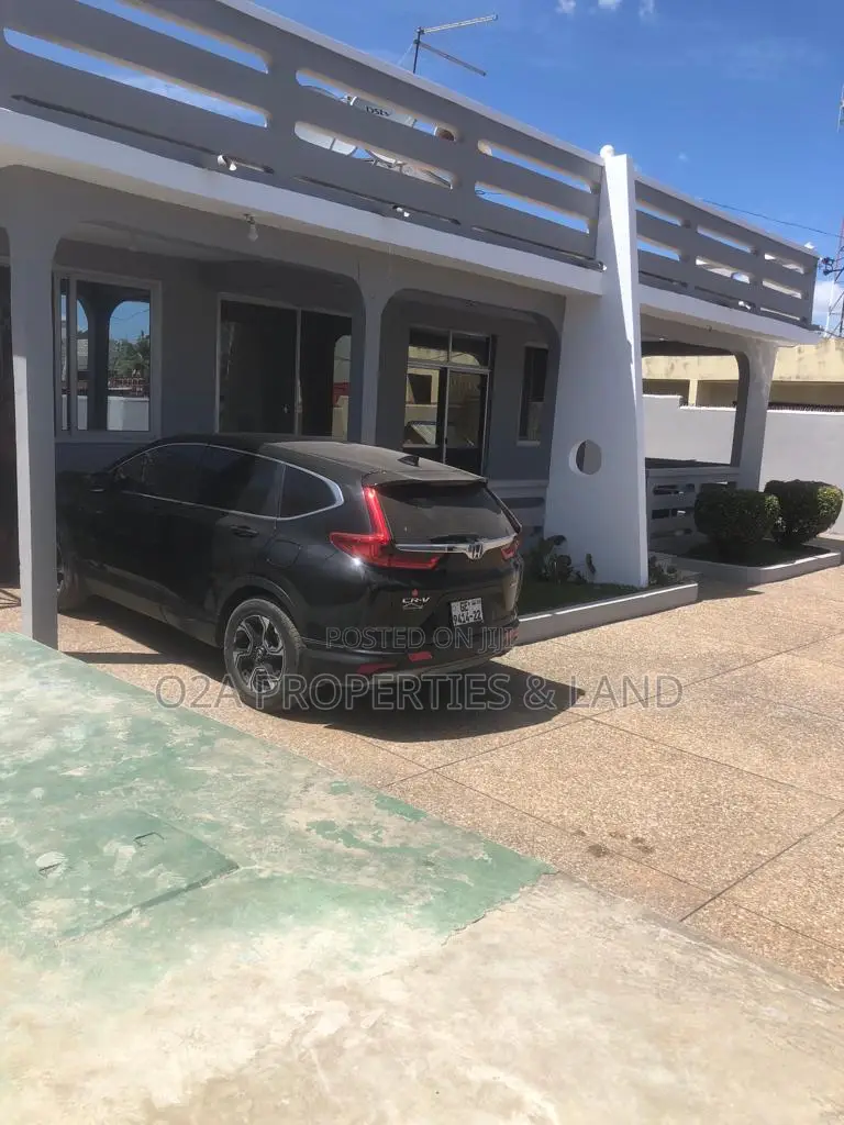 4bdrm House in Achimota Behind for sale in Neoplan