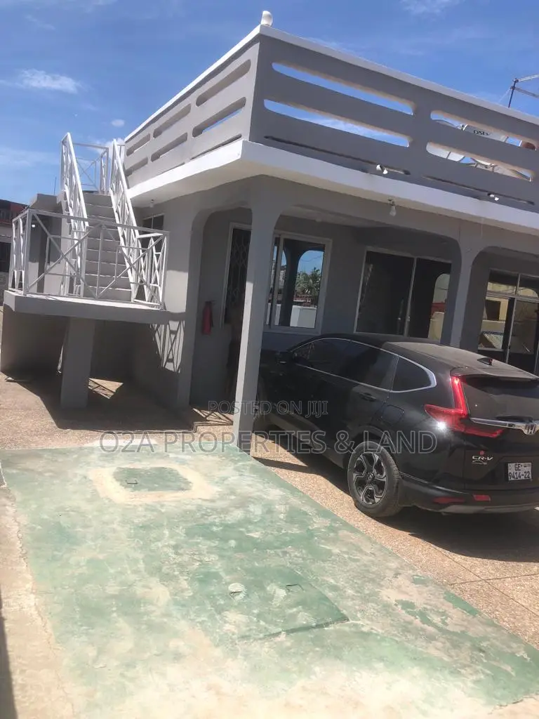 4bdrm House in Achimota Behind for sale in Neoplan
