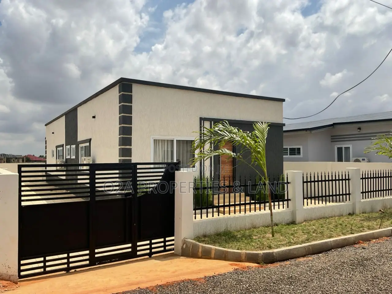 3bdrm House in Oyarifa, Ghana Flag for sale in Ghana Flag