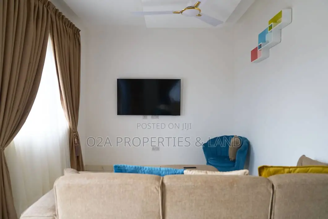 3bdrm House in Oyarifa, Ghana Flag for sale in Ghana Flag