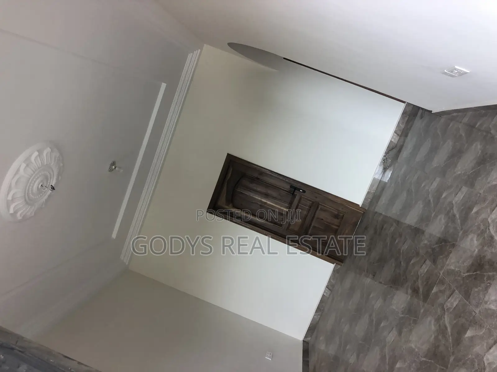2bdrm Apartment in New Market, Kasoa for rent in Kasoa