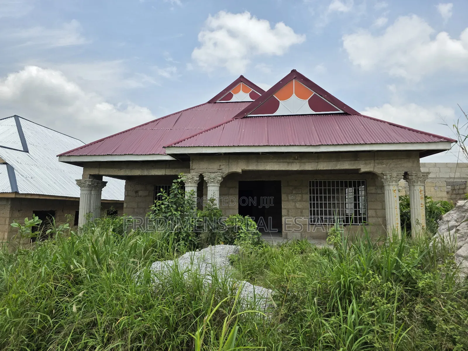 4bdrm House in Fredimens Real, Kumasi Metropolitan for sale in Kumasi Metropolitan