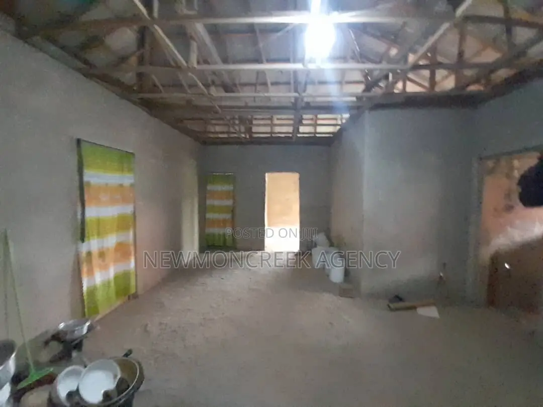 4bdrm Bungalow in Oyibi, Accra Metropolitan for sale in Accra Metropolitan