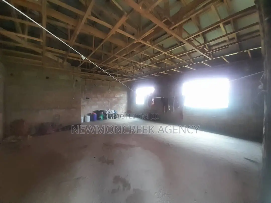 4bdrm Bungalow in Oyibi, Accra Metropolitan for sale in Accra Metropolitan