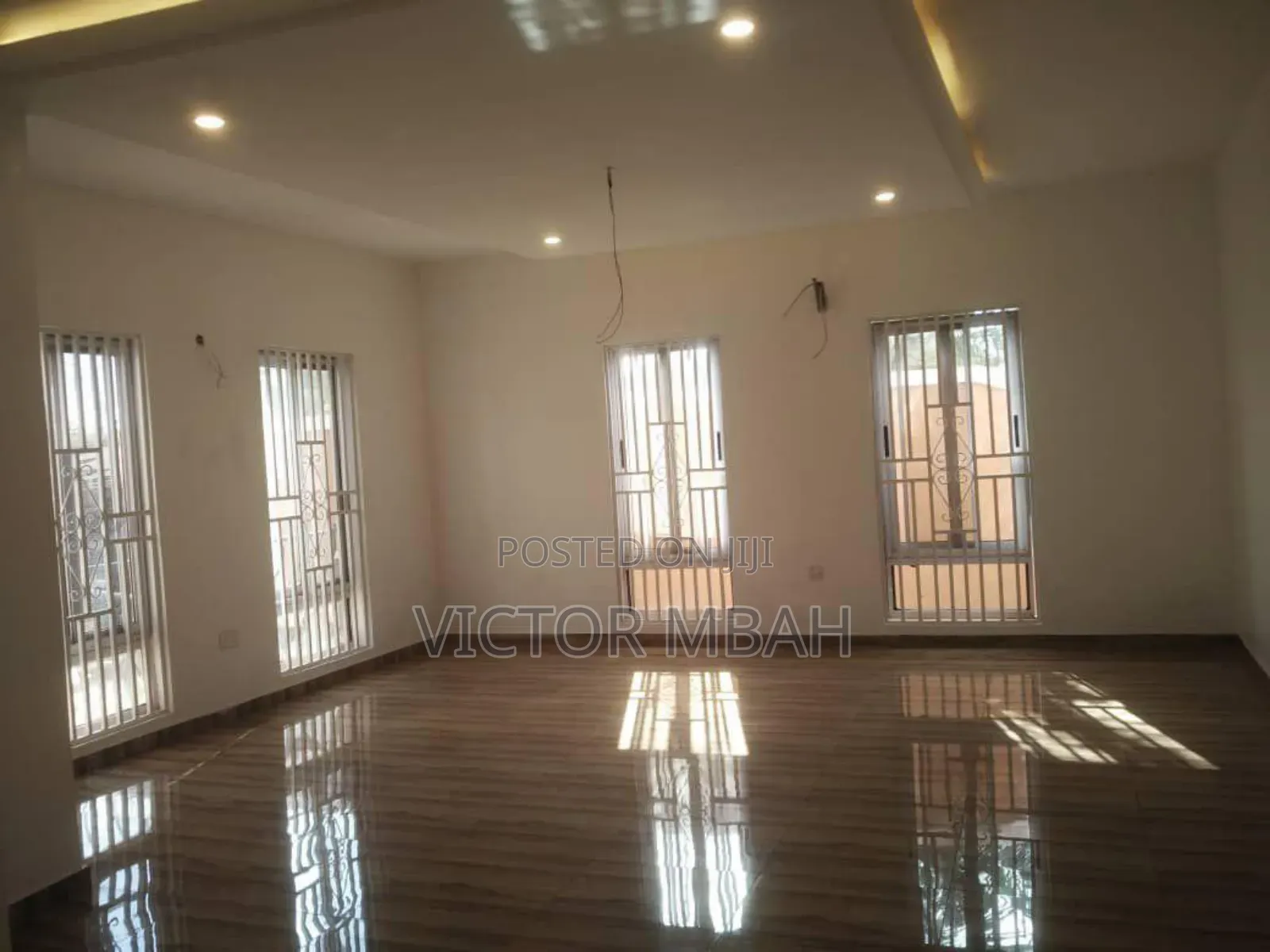 7bdrm House in Dc Properties At for sale in Tema Metropolitan