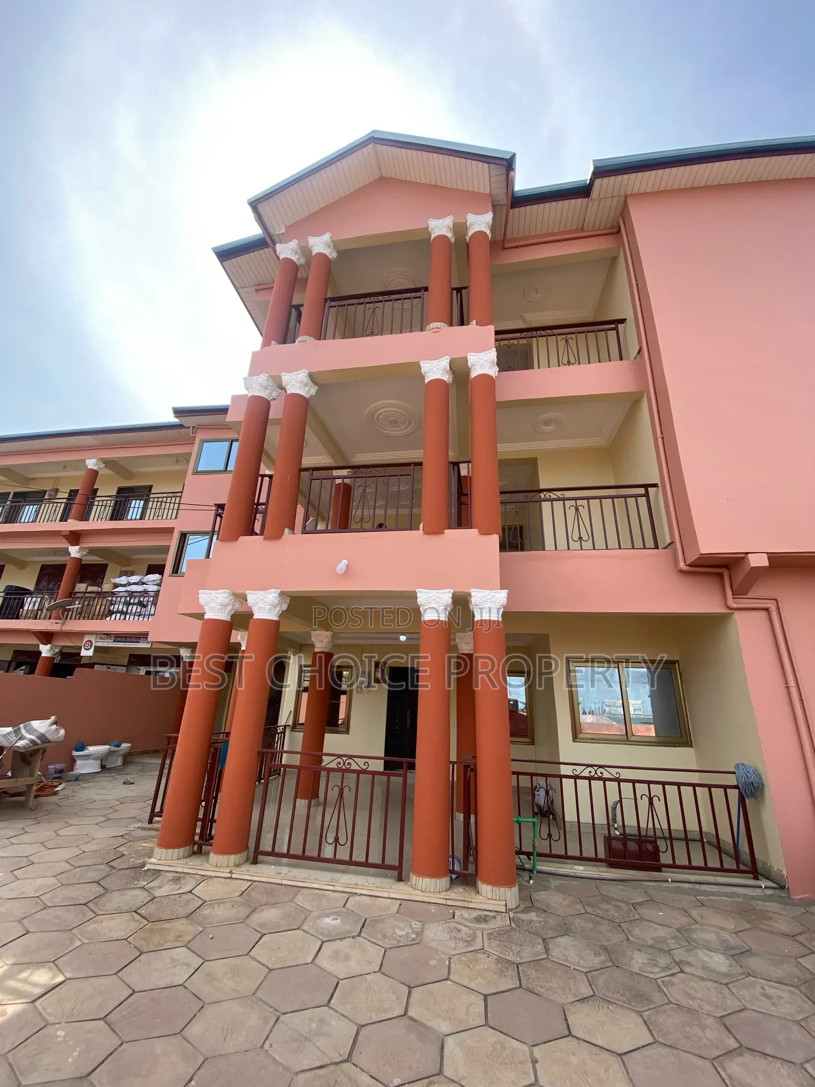 3bdrm Apartment in Lakeside Community 1 for rent in Lake Side Estate