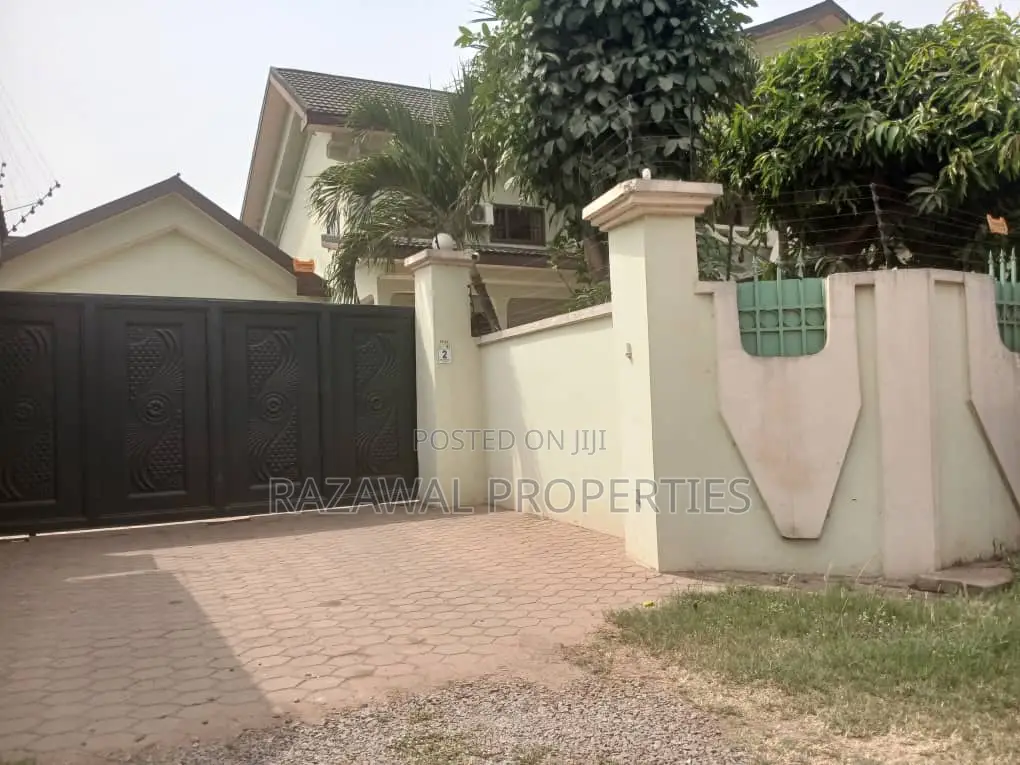 5bdrm Mansion in Adjiriganno, Adjiriganor for sale in Adjiriganor