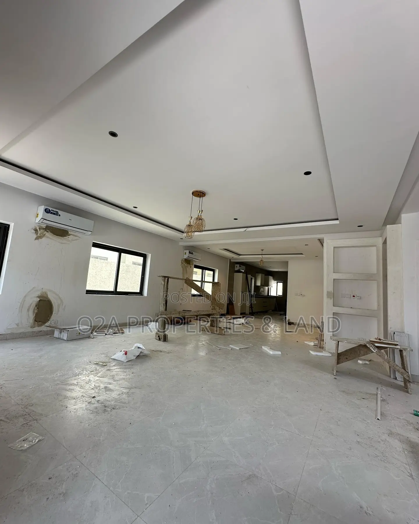 4bdrm House in East Airport for sale in Airport Residential Area