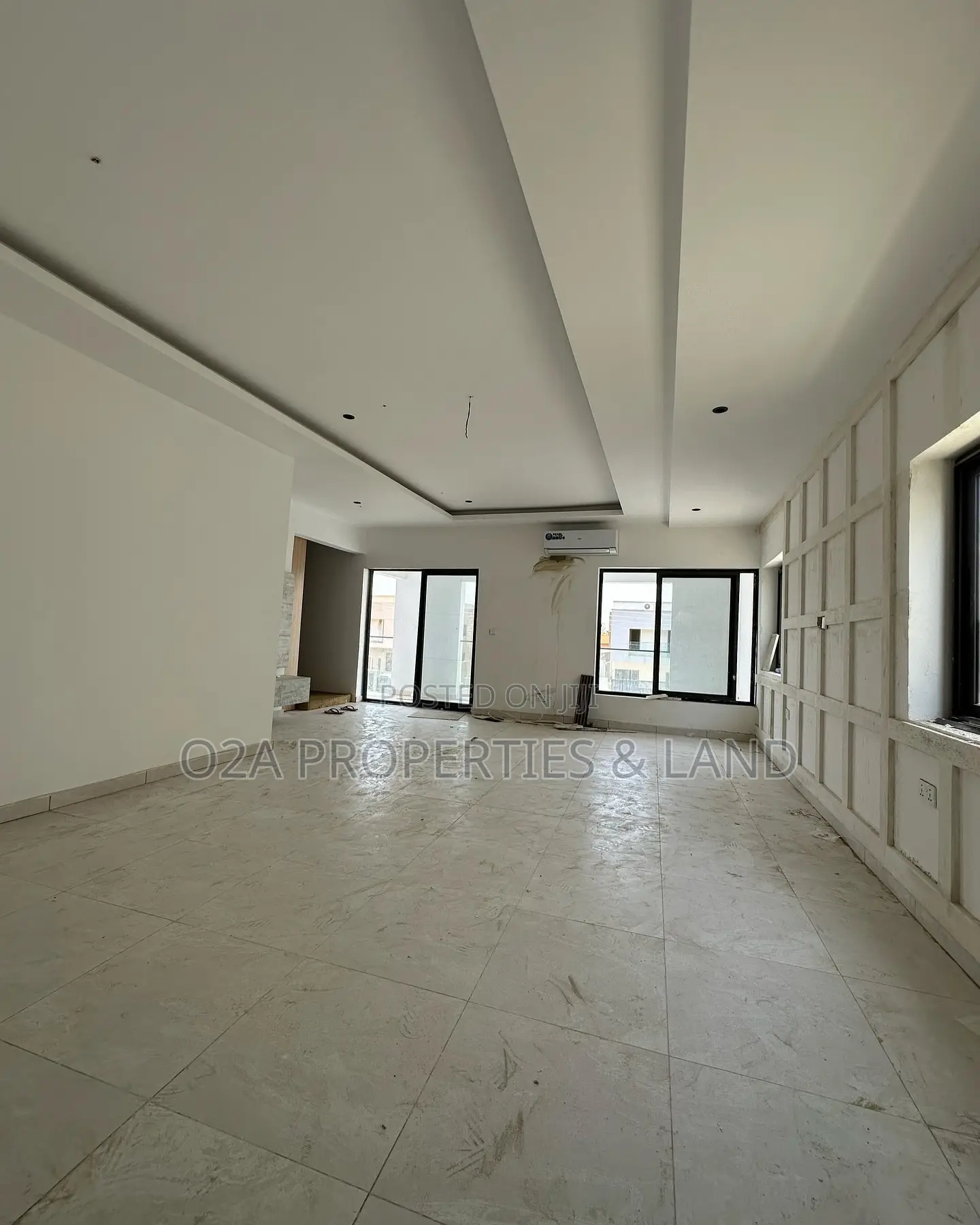 4bdrm House in East Airport for sale in Airport Residential Area