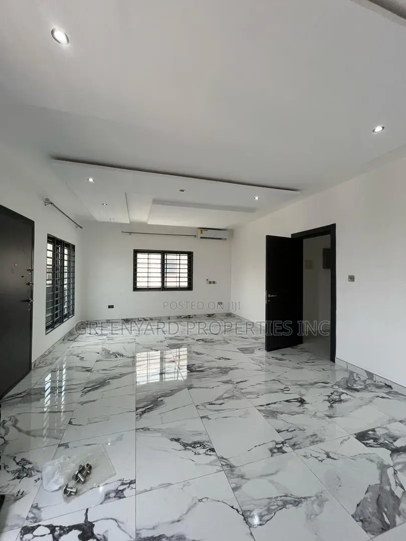 5bdrm House in American House, East Legon for rent in East Legon