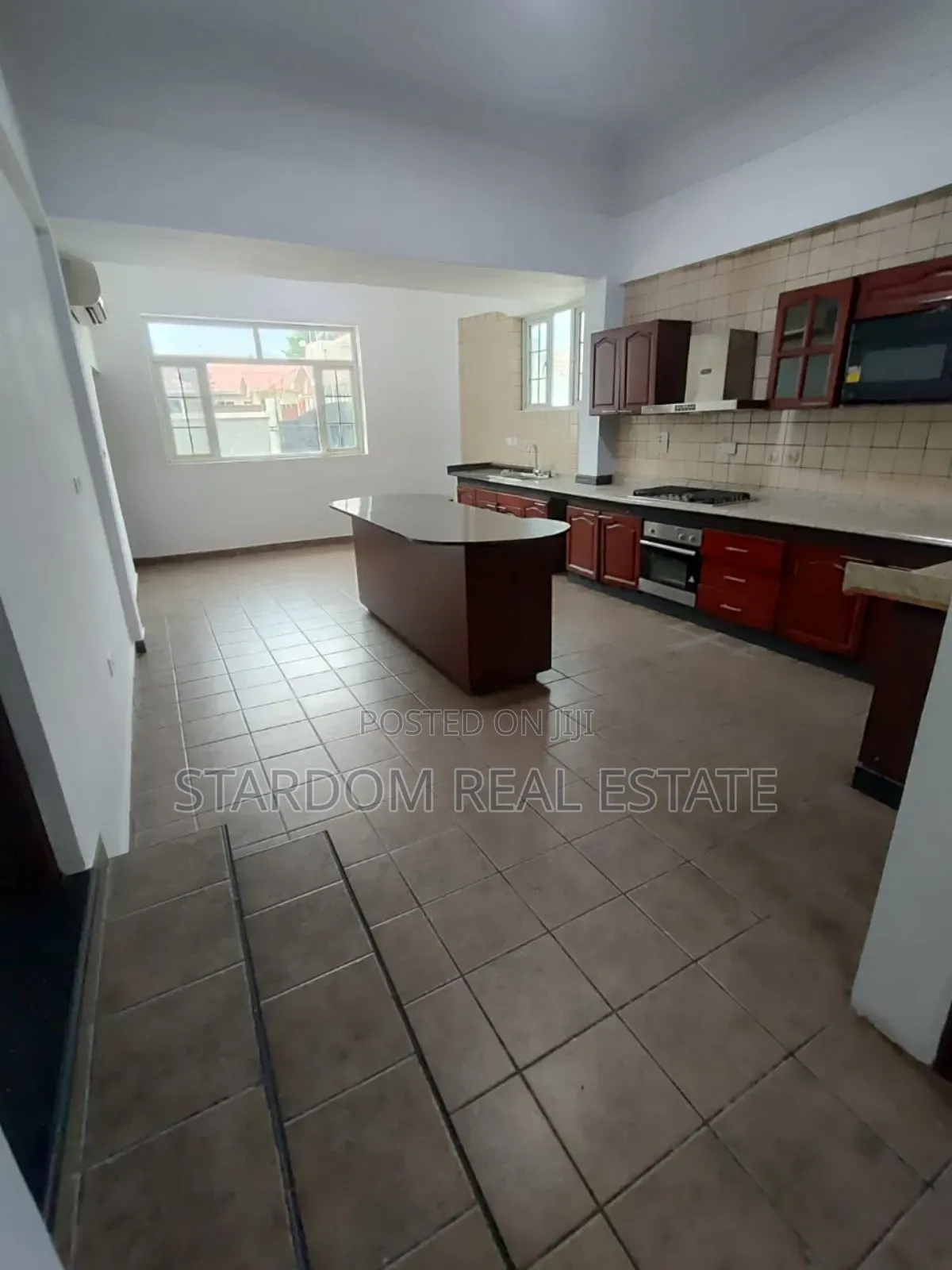 6bdrm Mansion in East Legon, A&C Mall Area for rent in A&C Mall Area
