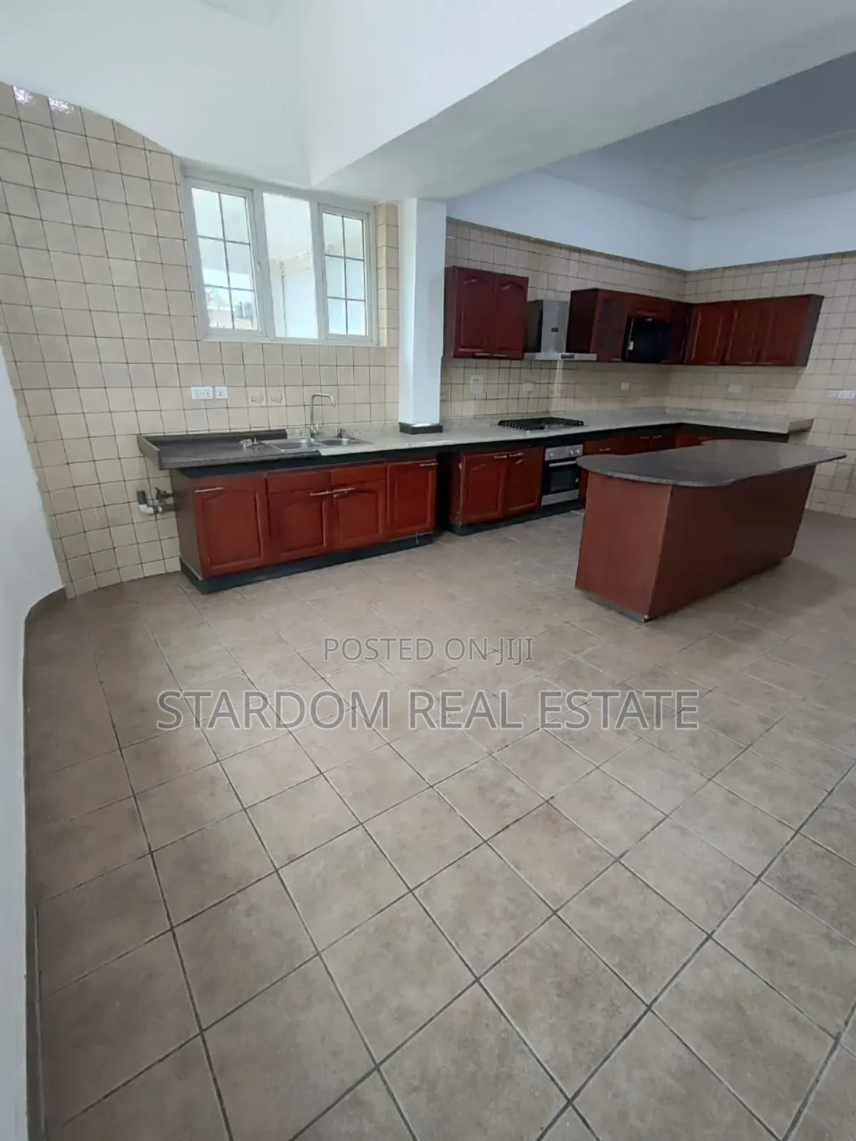 6bdrm Mansion in East Legon, A&C Mall Area for rent in A&C Mall Area