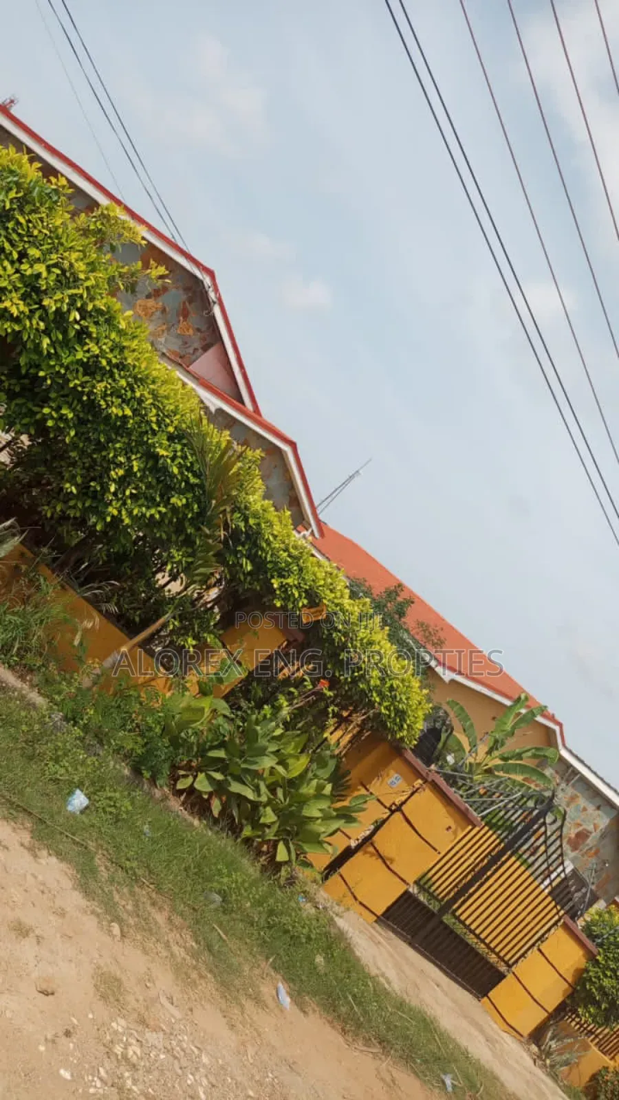 4bdrm House in Self Compound, Oyarifa for rent in Oyarifa