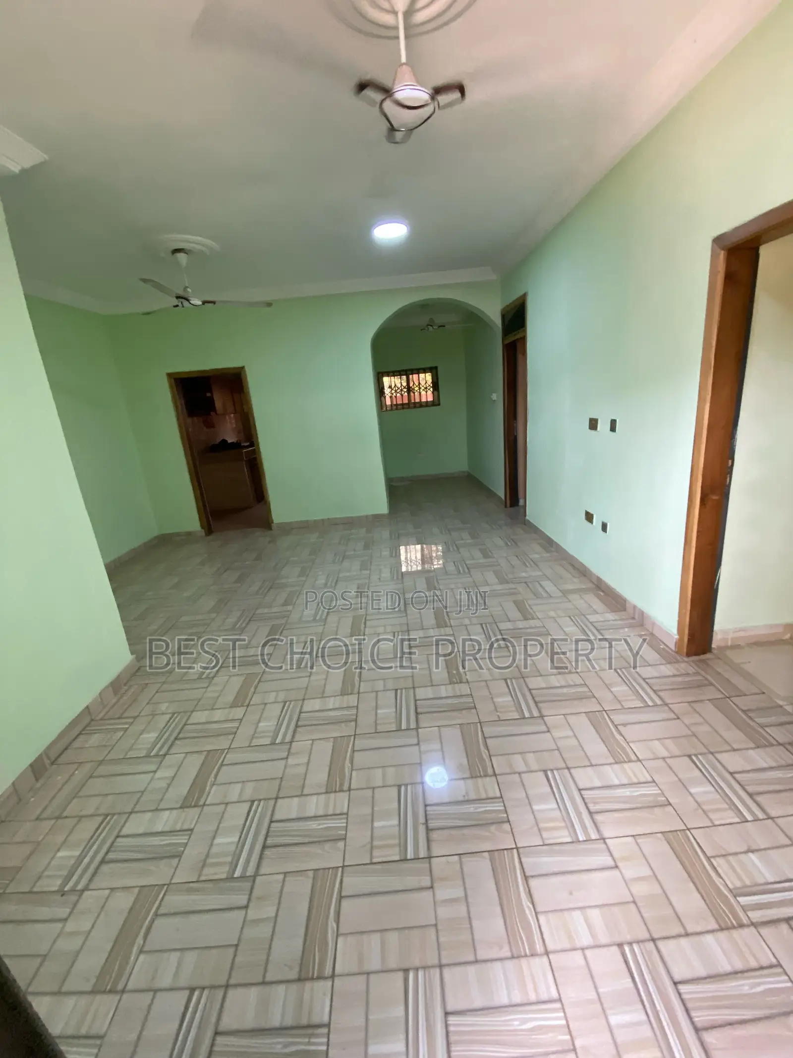 2bdrm Apartment in Amenhia Tolboot, Adenta for rent in Adenta
