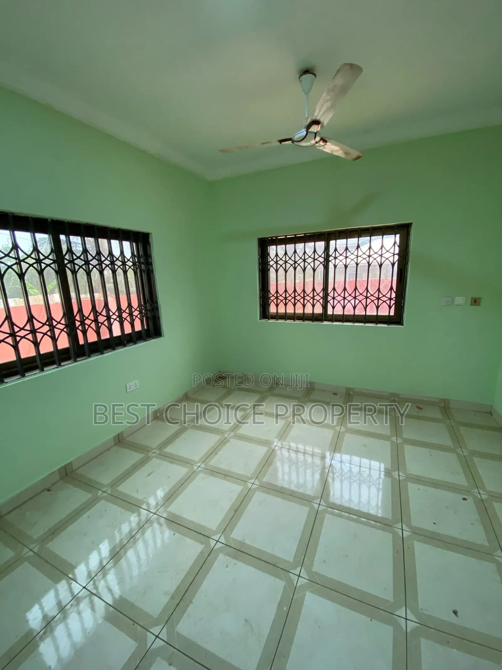 2bdrm Apartment in Amenhia Tolboot, Adenta for rent in Adenta