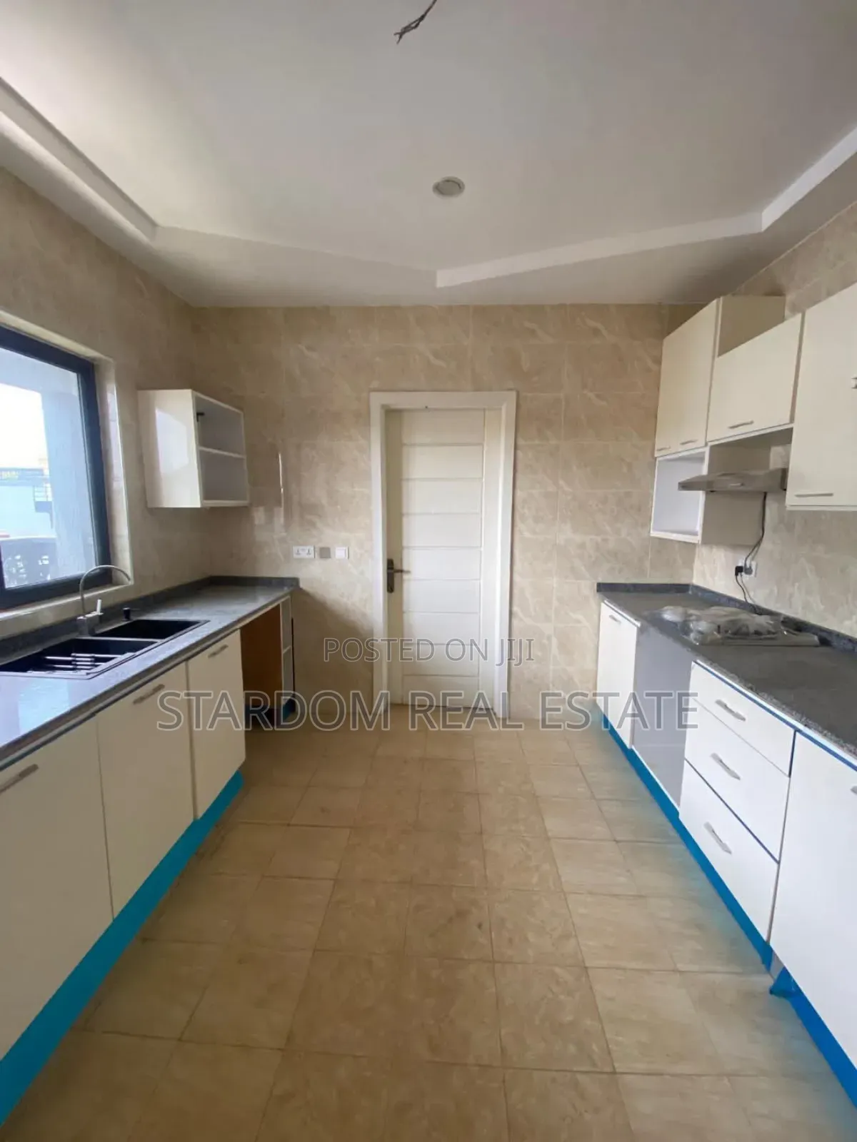 2bdrm Apartment in East Airport, Spintex for rent in Spintex