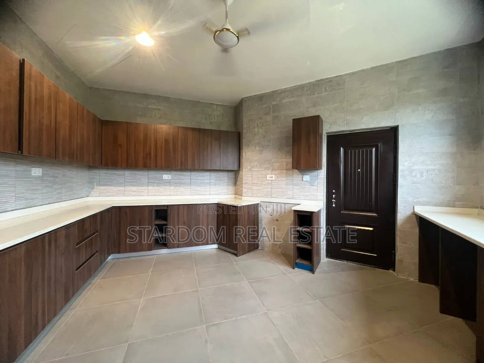 3bdrm Apartment in Tseaddo for rent in Tseaddo