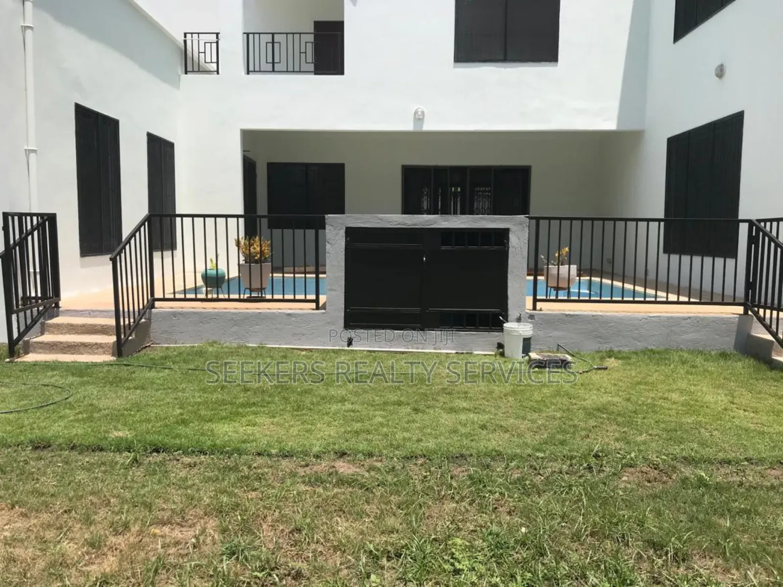 5bdrm House in Seekers Realty, Cantonments for rent in Cantonments