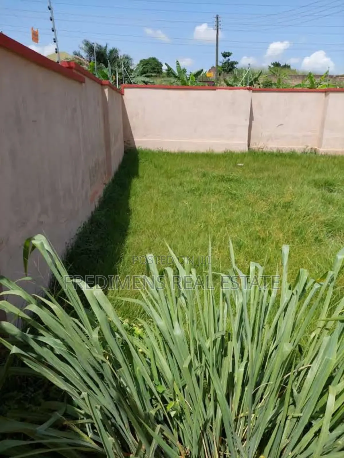 7bdrm House in Kumasi Metropolitan for sale in Kumasi Metropolitan