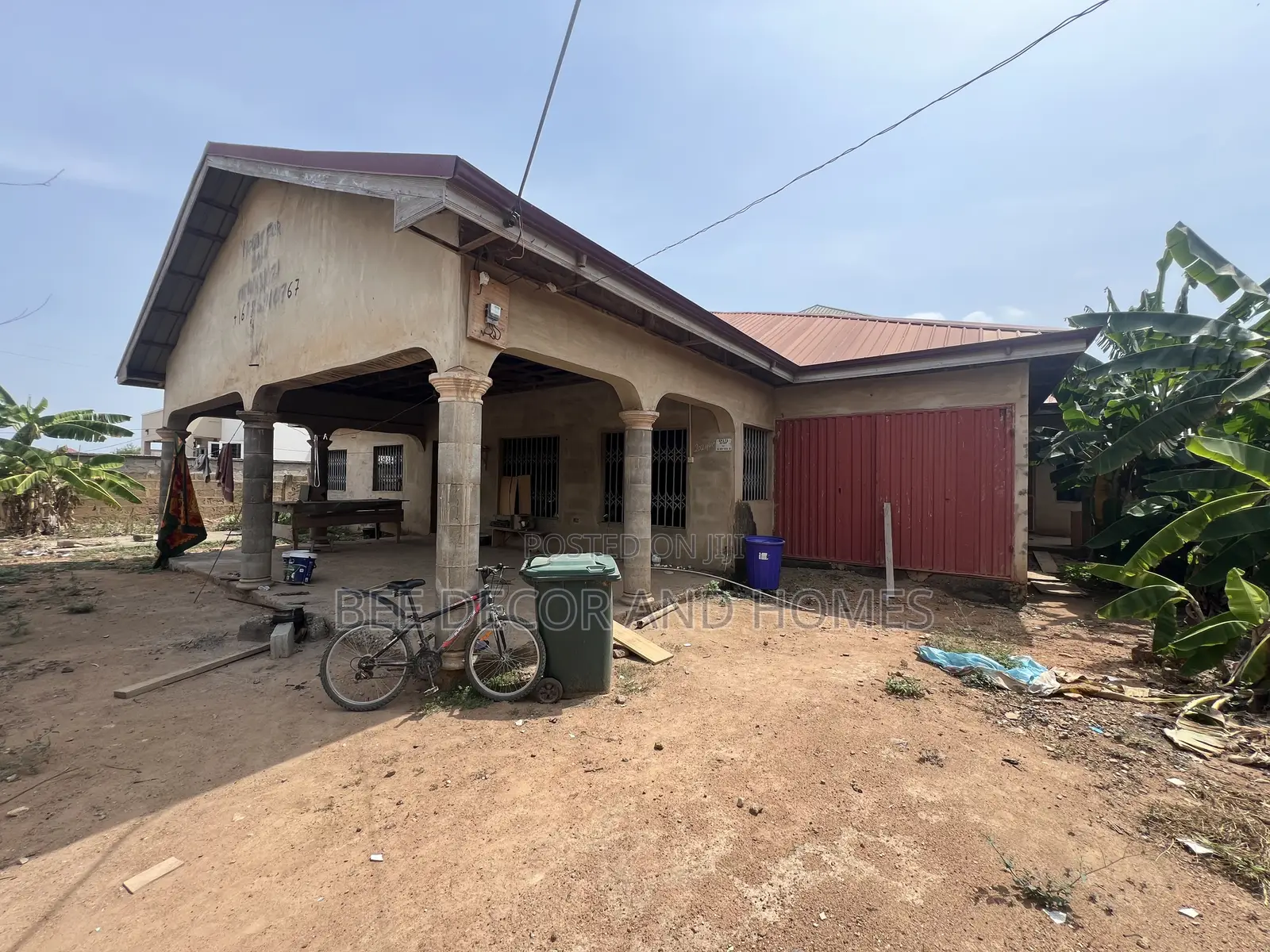7bdrm House in Bee Decor & Homes, Oyarifa for sale in Oyarifa