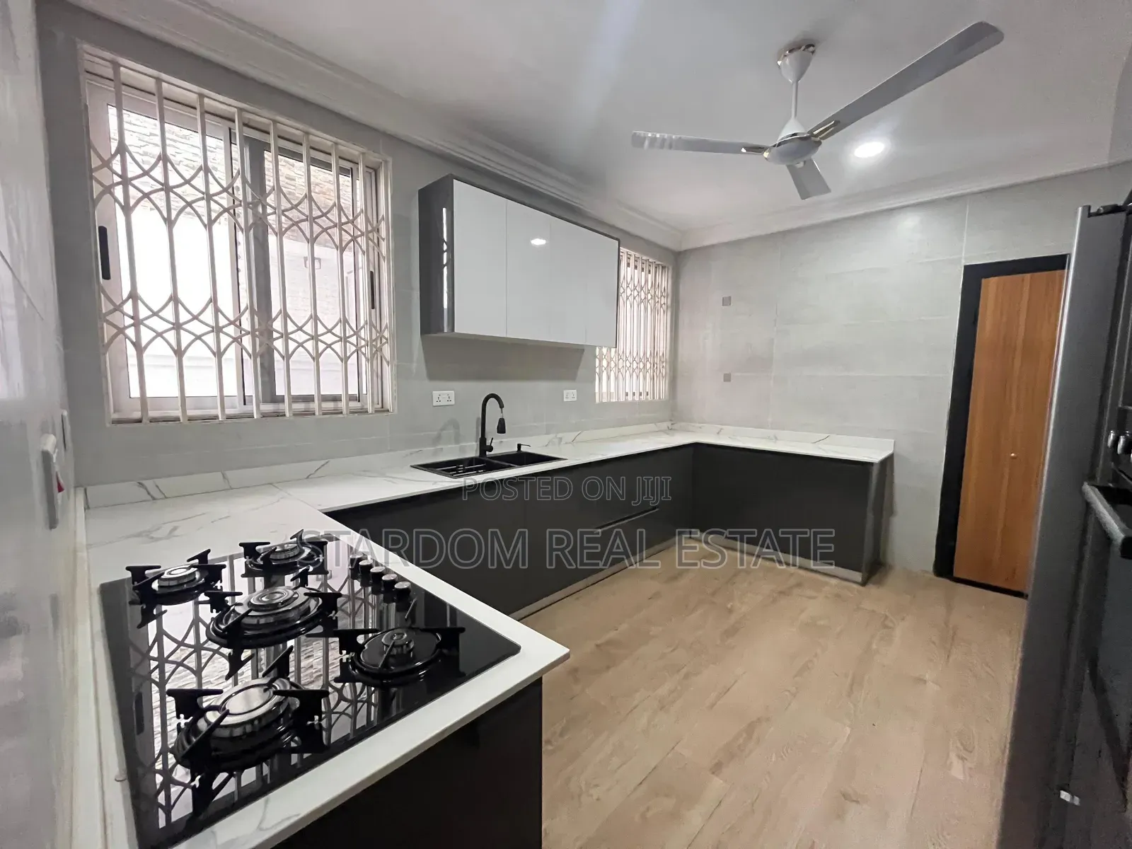 4bdrm Duplex in Adjiringanor, East Legon for rent in East Legon