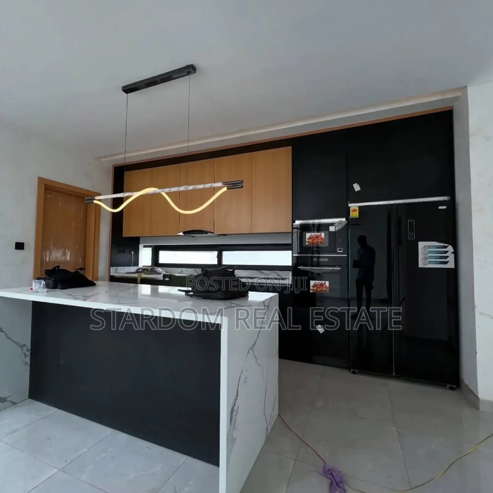 3bdrm Duplex in Ashaley Botwe for sale in Ashaley Botwe