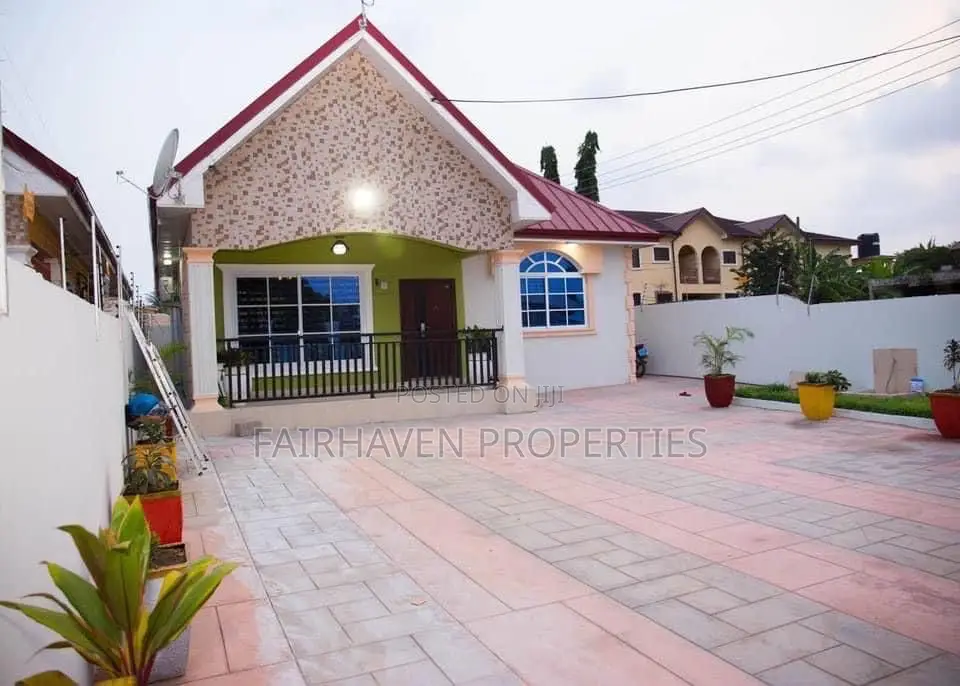 4bdrm House in Spintex for sale in Spintex