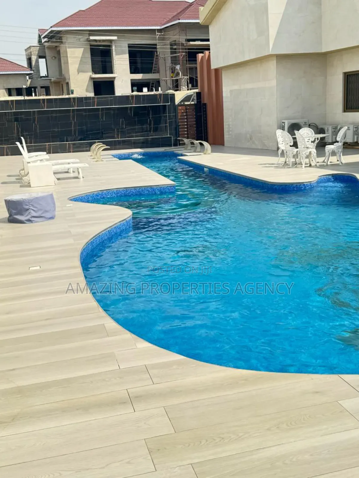 Furnished 5bdrm House in Labone for rent in Labone