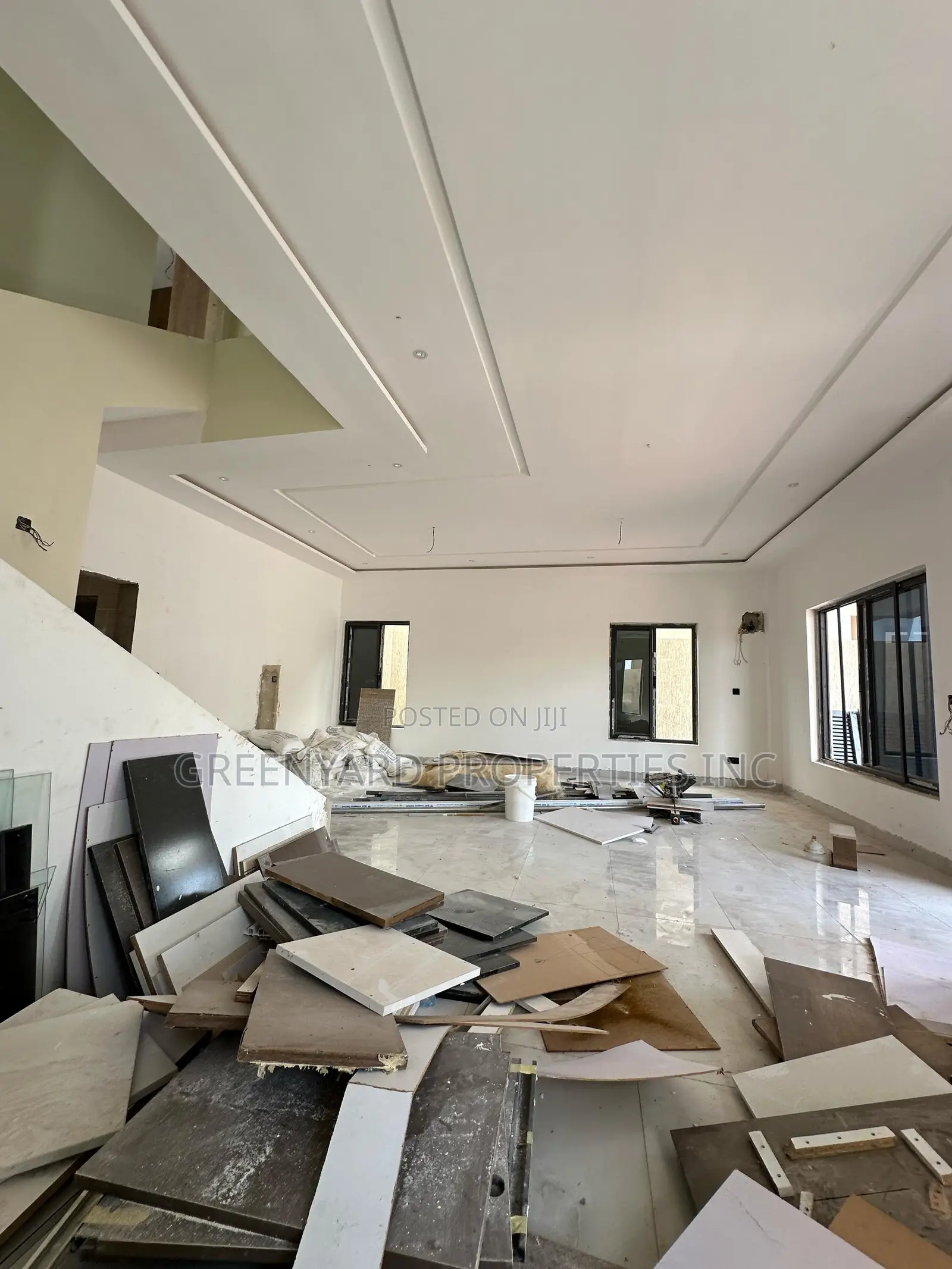 4bdrm House in East, Airport Residential Area for sale in Airport Residential Area